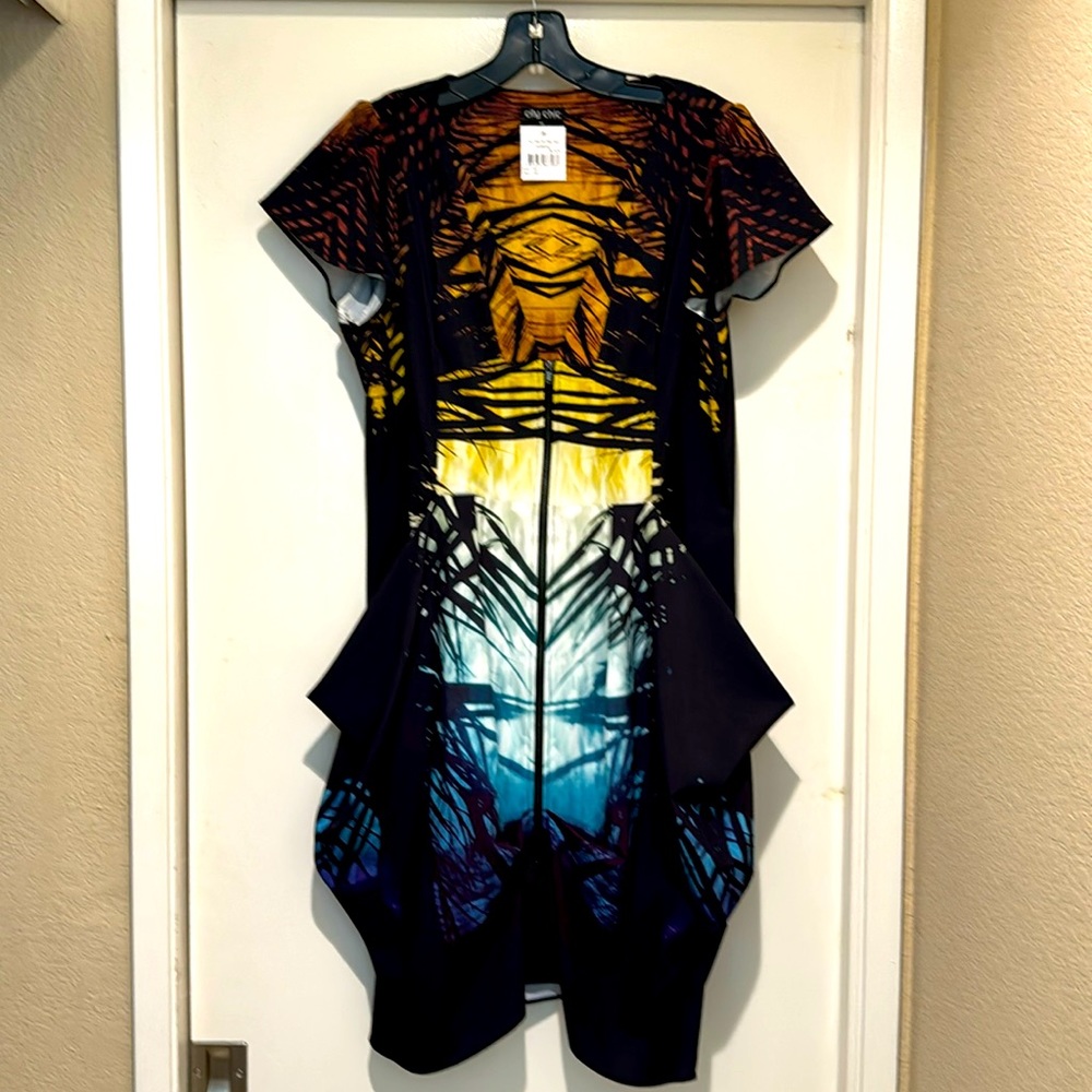 City chic dress with pockets size XS, although I can fit it so it must be M.